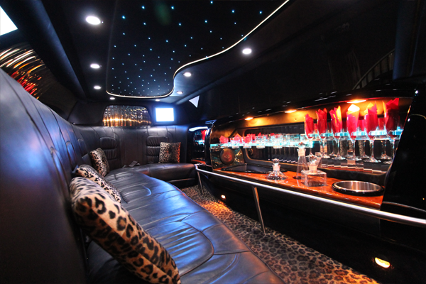 8 passenger cadillac limousine interior