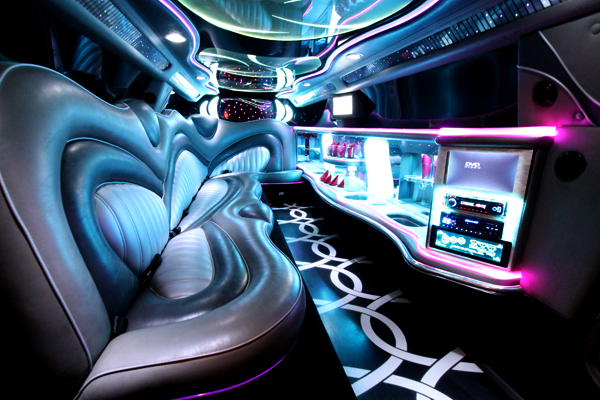chrysler 300 pinnacle edition interior 1