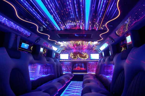 H2 Hummer Limousine interior